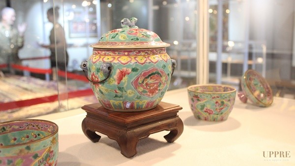 Photos for Henry Butcher Asset Auctioneers Treasures of The Peranakan World & Straits Chinese Preview Night