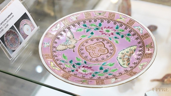 Photos for Henry Butcher Asset Auctioneers Treasures of The Peranakan World & Straits Chinese Preview Night